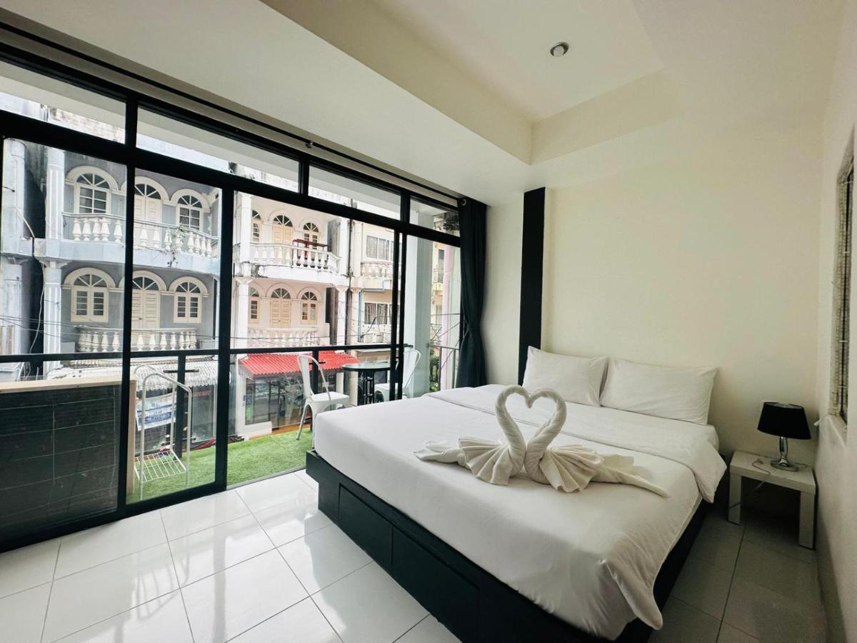 Beachwalk Patong Exterior foto